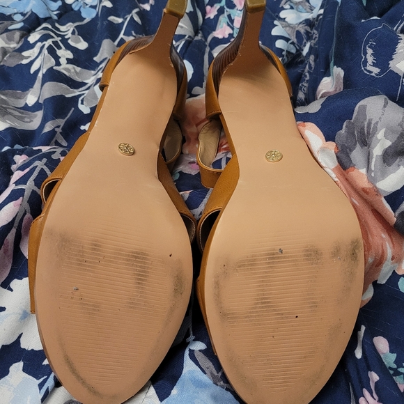XOXO Belinda Stiletto Zip-Up Sandals/Heels - Tan, Size 10 - Picture 5 of 5